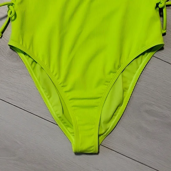 Hurley One Piece Swimsuit - Picture 2 of 7